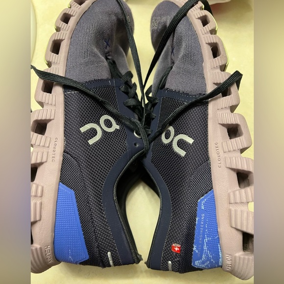 On Running Women's Navy and Purple Athletic Shoes - Picture 7 of 8